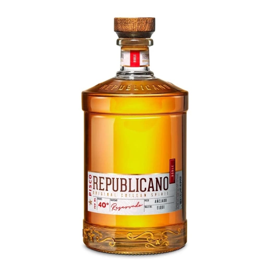 Pisco Republicano Añejado en Roble 750cc 40º alc._1